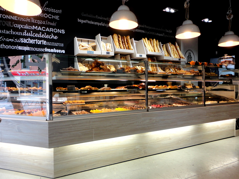 Lazareno Gourmet. Panadería, pastelería, cafetería y obrador. Lazareno Gourmet. Panadería, pastelería, cafetería y obrador.